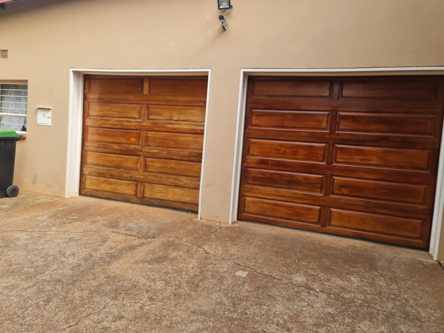 4 Bedroom Property for Sale in Protea Park North West